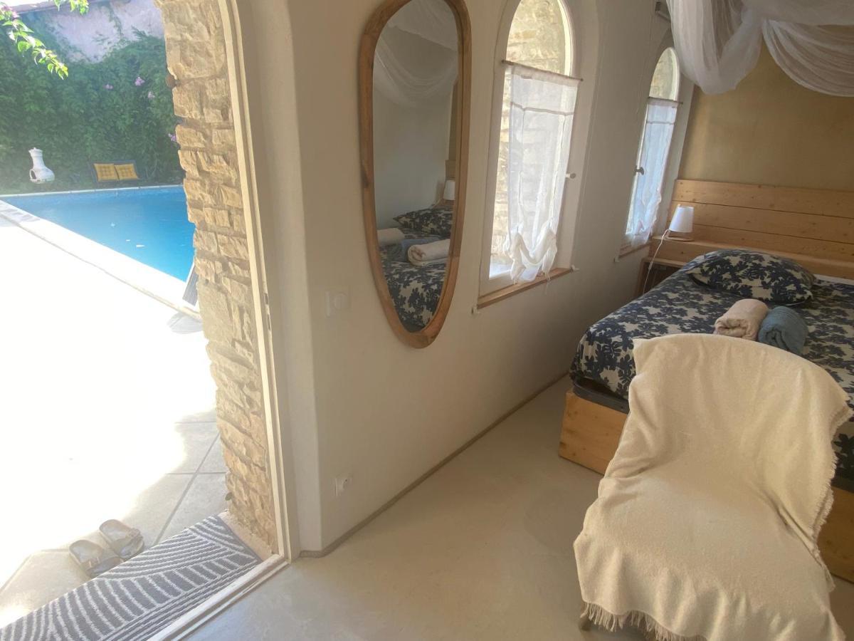 Le Patio Aux Oiseaux Bed & Breakfast La Ciotat Exterior photo