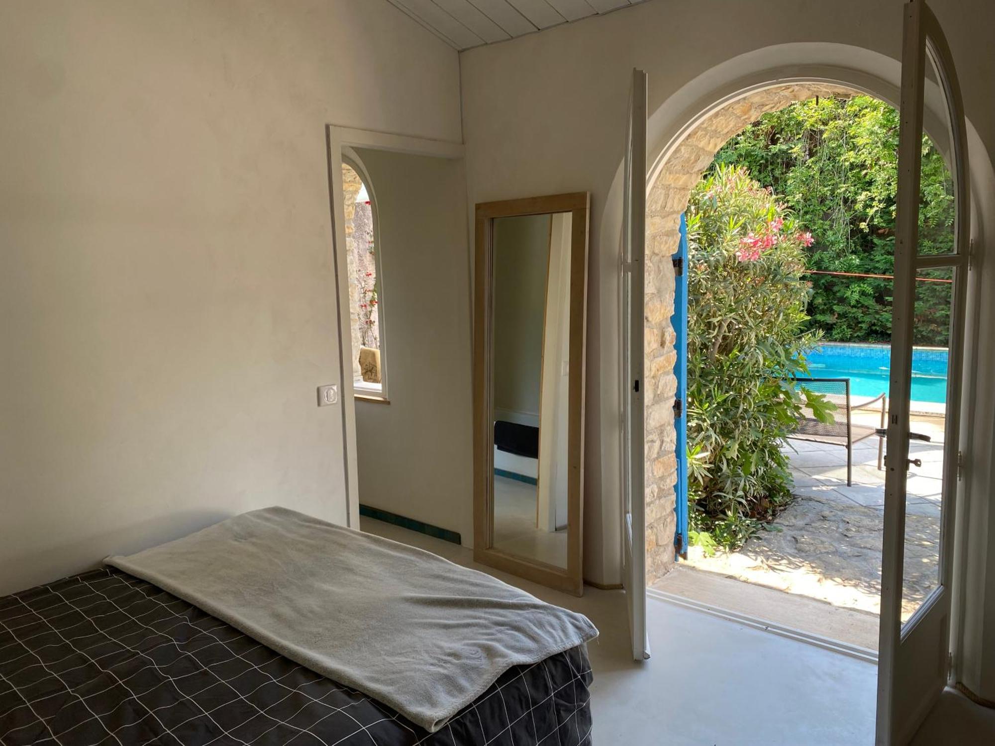 Le Patio Aux Oiseaux Bed & Breakfast La Ciotat Exterior photo